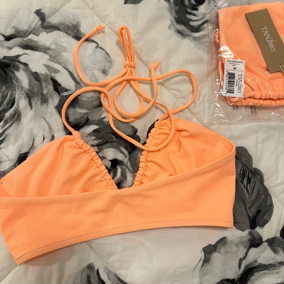 Top - Picture 3 of 5